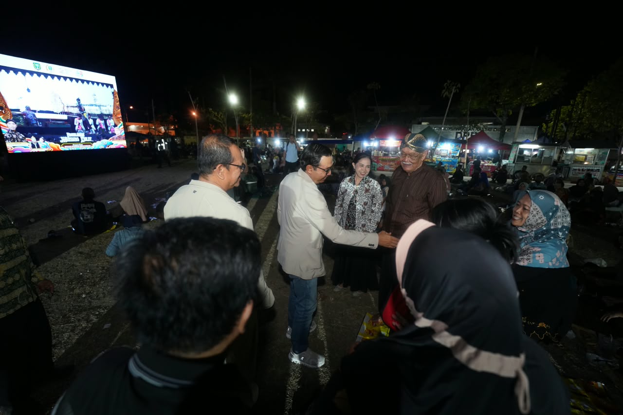 Apresiasi Pagelaran Wayang HUT Dewan, Plt Wali Kota Juga Sampaikan Rencana Pola Pembangunan Berbasis Kelurahan