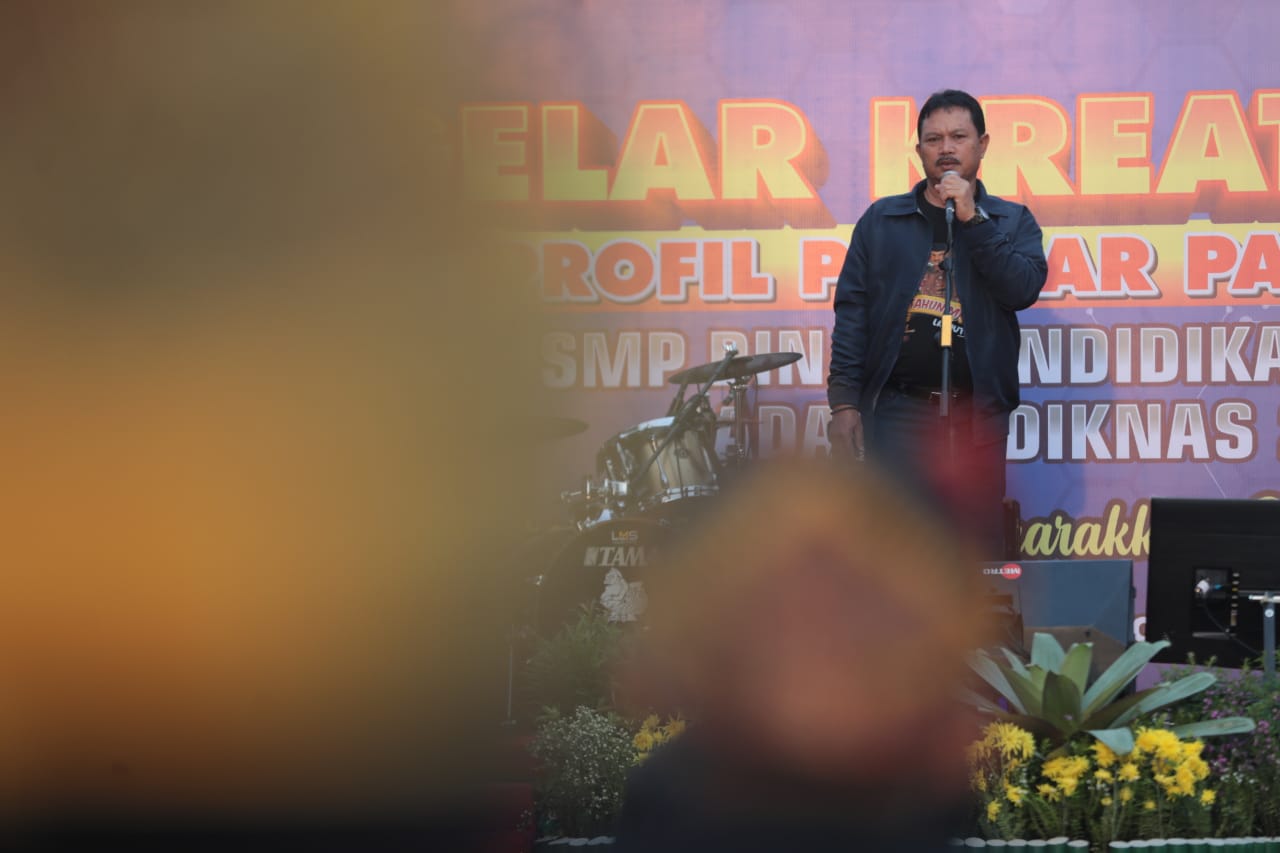 Tinjau Stand Pameran dan Saksikan Gelar Kreativitas Siswa, Wali Kota Harap Potensi Siswa Tersalurkan